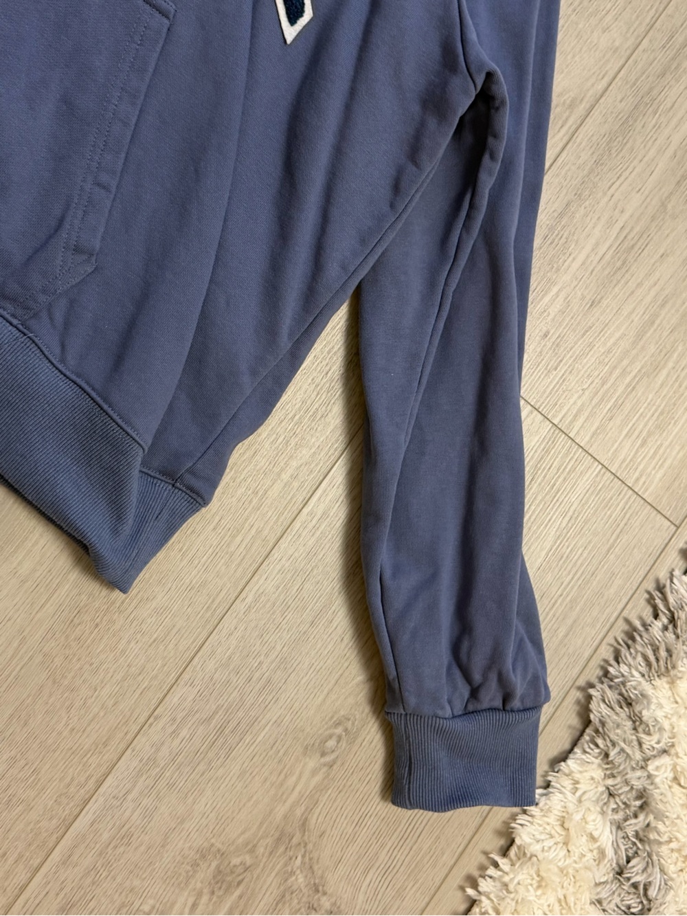 Parke sweatshirt blue with denim patch - Picture 5 of 7
